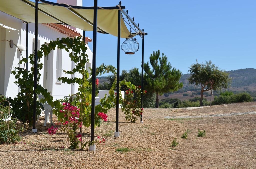 Pensjonat Gotas De Luar Turismo Rural Vila Nova de Milfontes Zewnętrze zdjęcie